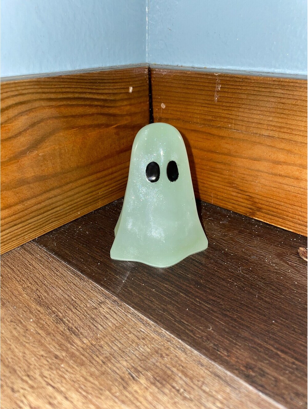 UV Glow Ghostie - Resin Glow in the Dark Ghost Decoration